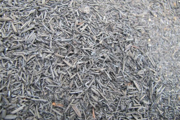 碳化稻殼排水性佳，可增加植物根部氧氣供應(yīng)，防止因土壤物理結(jié)構(gòu)性不好，而產(chǎn)生植物根系窒息