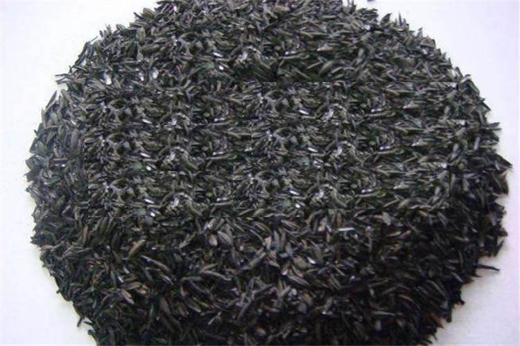 碳化稻殼吸附力大，有吸收毒素之作用，減少連作障害，并減少肥份流失及散發(fā)