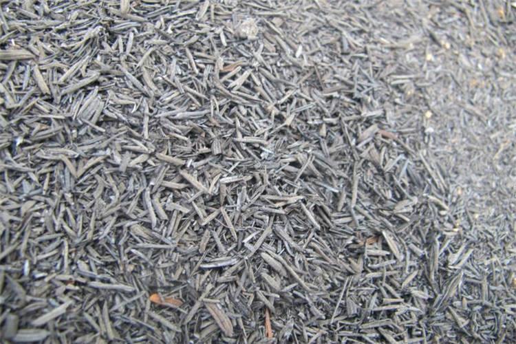 碳化稻殼主要成分為二氧化硅，與土壤成分相近，可視為土壤代用品。而且含可容性硅多，可增強(qiáng)植物抗病性